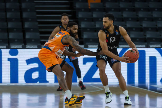 锤炼自己的 锤炼自己的