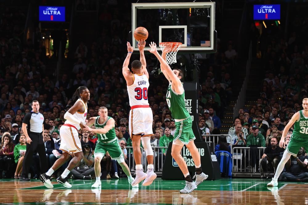 着半决赛席 着半决赛席