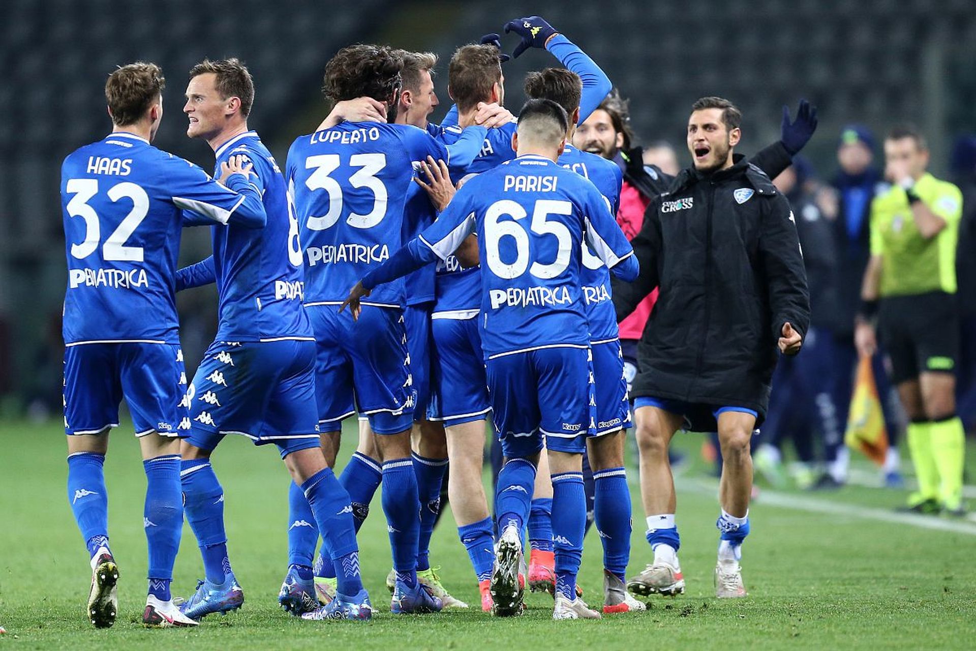 布克或比尔 布克或比尔